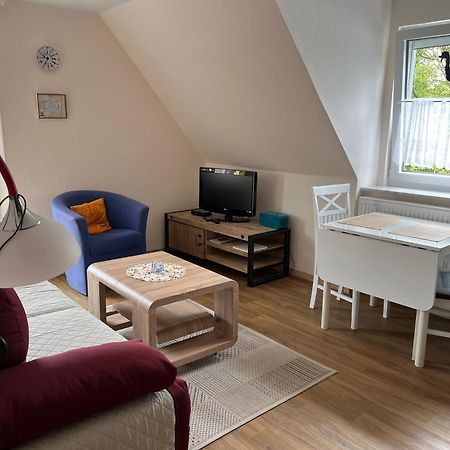 Wohnung 2 Mit Balkon- Haus Annegrete Esens Dış mekan fotoğraf