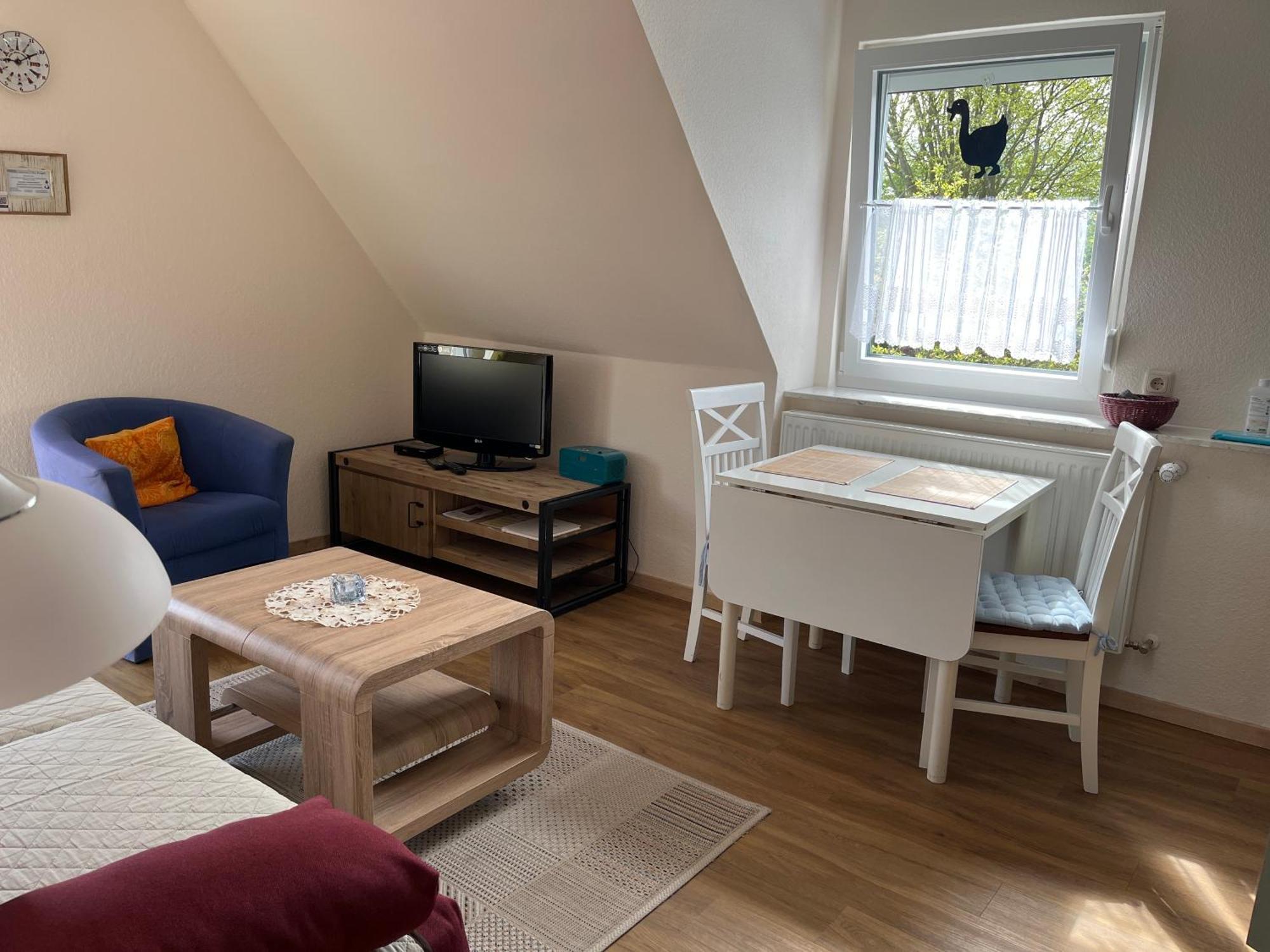 Wohnung 2 Mit Balkon- Haus Annegrete Esens Dış mekan fotoğraf